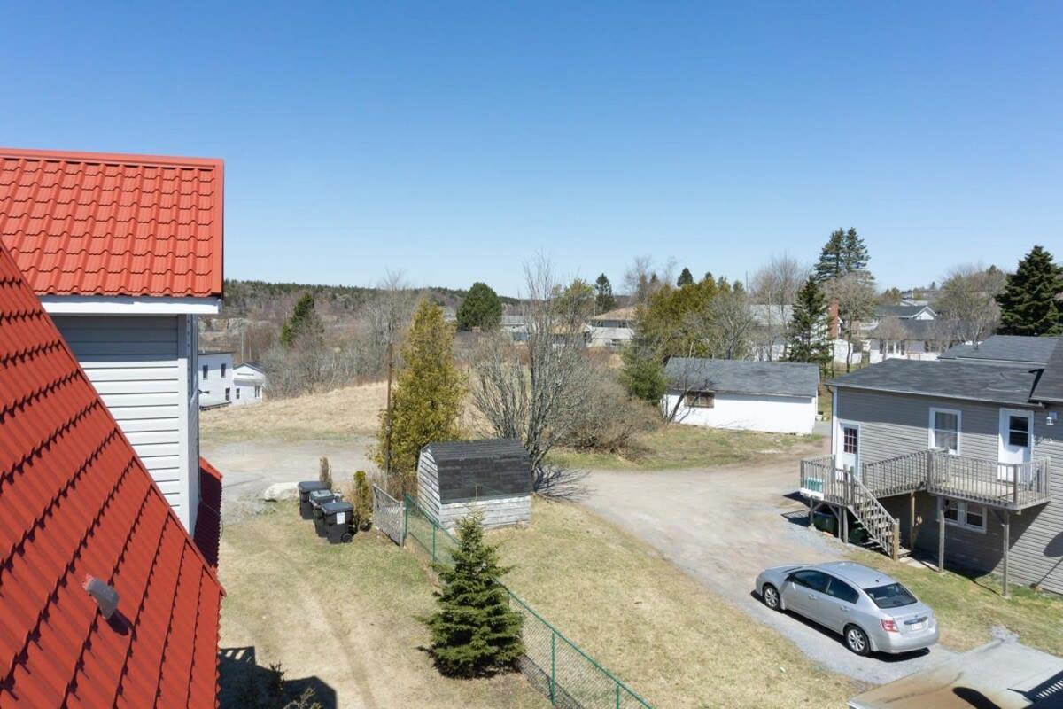Amazing Location In Saint John 2 Bedroom Modern Parking New Buitenkant foto