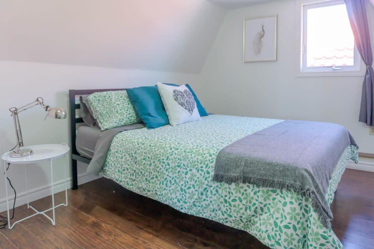 Amazing Location In Saint John 2 Bedroom Modern Parking New Buitenkant foto
