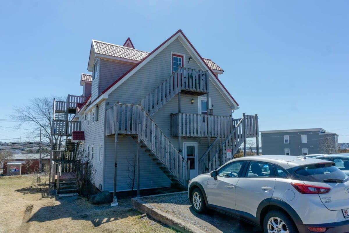 Amazing Location In Saint John 2 Bedroom Modern Parking New Buitenkant foto