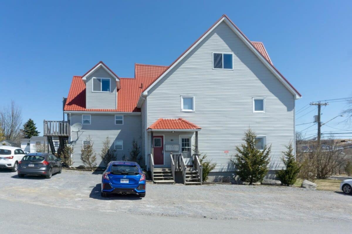 Amazing Location In Saint John 2 Bedroom Modern Parking New Buitenkant foto